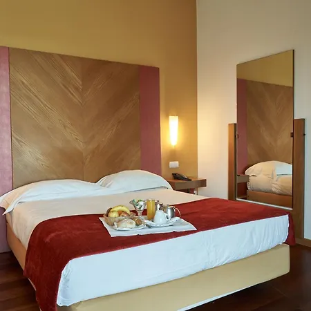 فندق Leziria Parque 4*