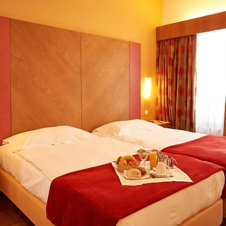 فندق Leziria Parque 4*