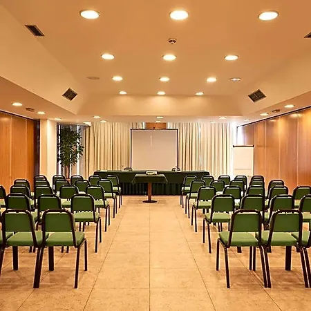 Leziria Parque ホテル 4*