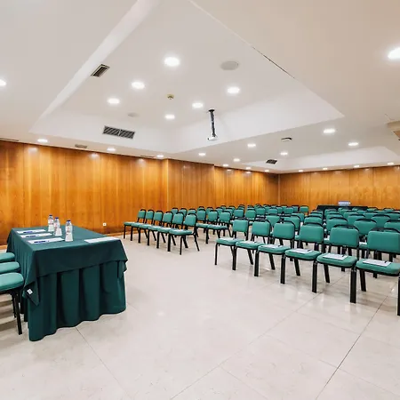 فندق Leziria Parque 4*