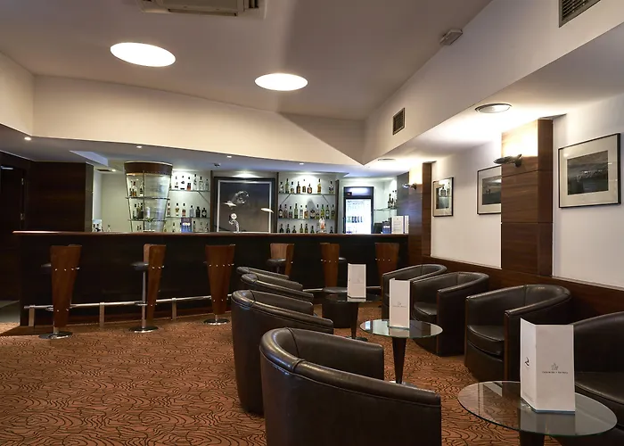 丽兹广场酒店 4*